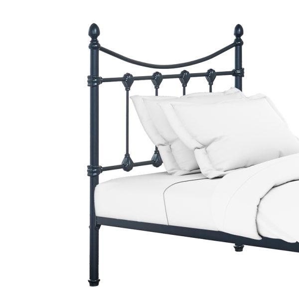 285 000016 2 4 Bed Beowulf pakoworld black metal 90x190cmIndoor furniture > Beds
