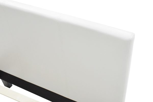 006 000012 4 Bed Nevil pakoworld PU white matte 100x200Indoor furniture > Beds